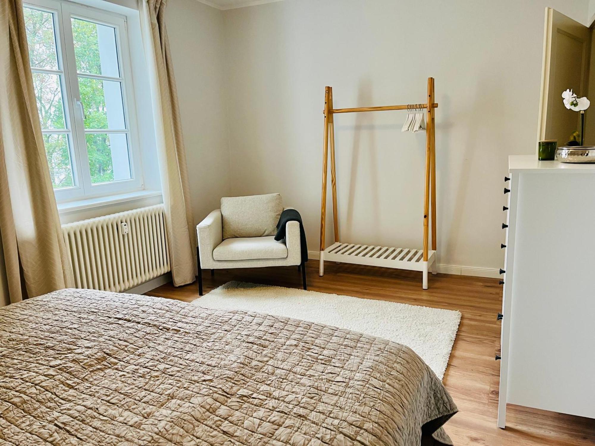 Traumwohnung Mit Stadthafen-Panorama! Zwei Schlafzimmer, Parkplatz 罗斯托克 外观 照片